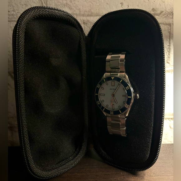 AUDAZ Scorpion 200M Watch - Picture 2 of 5